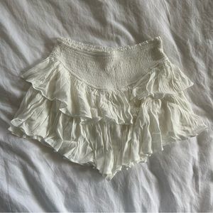 Little white ruffle skort sz medium